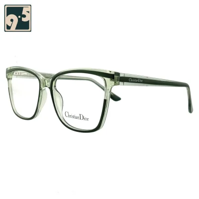 نمای سه رخ عینک طبی گربه ای زنانه Christian Dior rn 7046